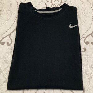 Nike Dri- Fit Mens  T-shirt - Size XXL